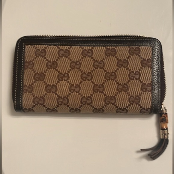 Gucci Wallet - Picture 2 of 3